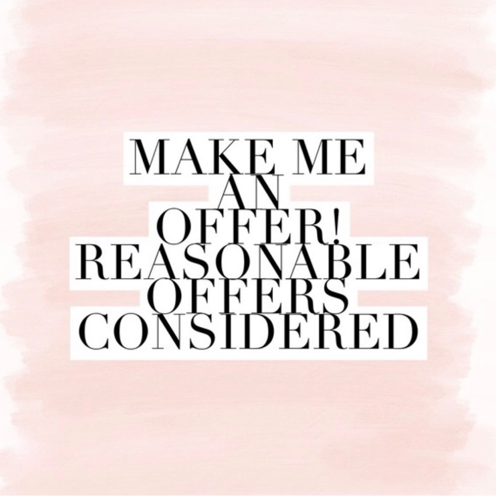 Reasonable offers accepted 🩷
